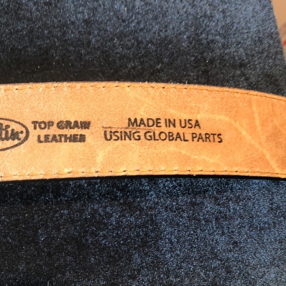 NWOT JUSTINS leather belt embossed tooled leather steelhead buckle 34 - Picture 6 of 8